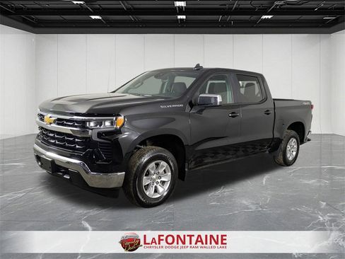 Used 2025 Chevrolet Silverado 1500 LT image 1