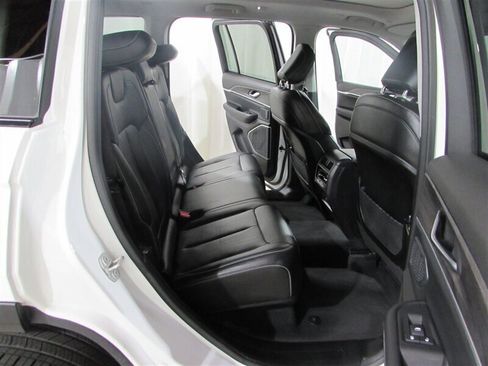 Used 2023 Jeep Grand Cherokee 4WD 4xe image 65