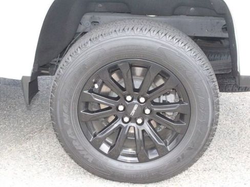 Used 2022 GMC Canyon Elevation w/ Trailering Package RWD image 13