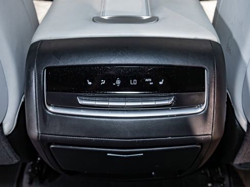 Used 2025 Cadillac Escalade Sport Platinum image 23