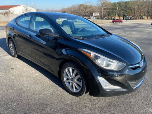 Used 2014 Hyundai Elantra SE w/ Option Group 02 image 4