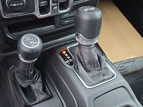 New 2026 Jeep Wrangler Sport S w/ Dual Top Group image 23