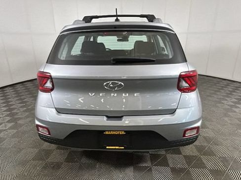 Certified 2023 Hyundai Venue SEL FWD image 3
