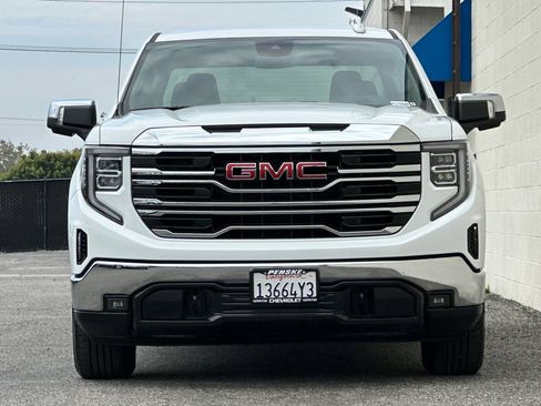 Certified 2024 GMC Sierra 1500 SLT RWD image 9