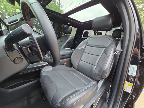 Used 2025 Ford F150 Raptor AWD/4WD image 11