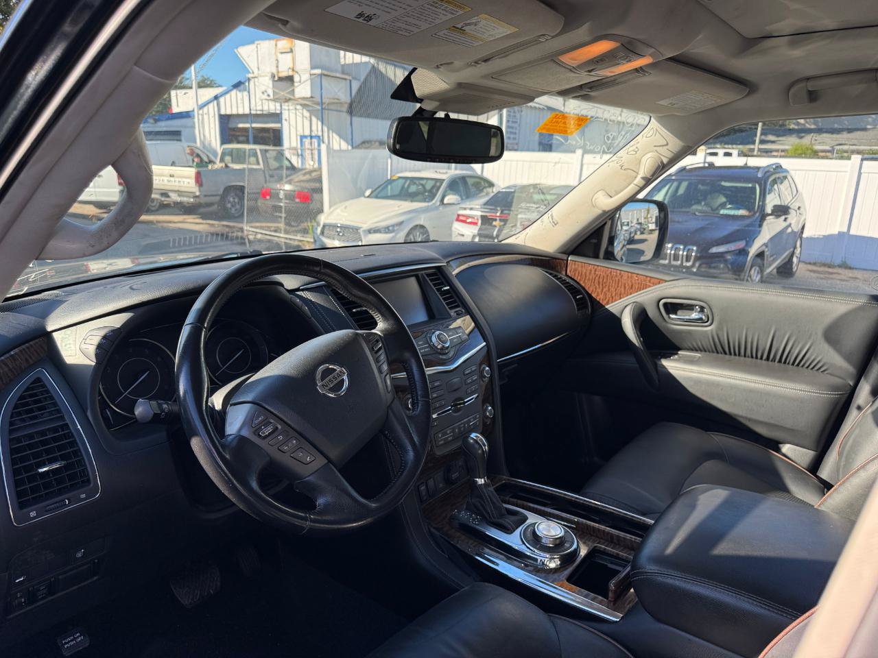 Used 2018 Nissan Armada SL w/ Premium Package AWD/4WD image 3