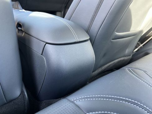 Used 2024 Ford Mustang GT Premium image 22