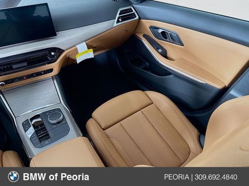 Used 2026 BMW 330i xDrive Sedan w/ Premium Package image 24