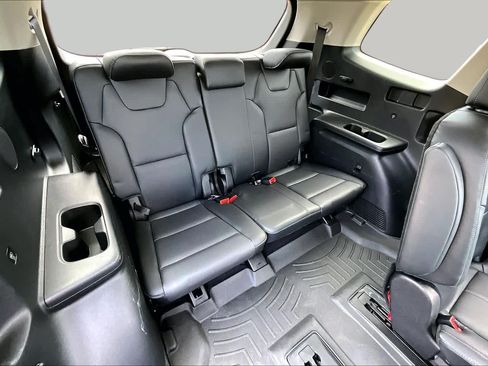 Used 2024 Kia Telluride SX FWD image 32
