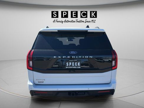 Certified 2025 Ford Expedition Active AWD/4WD image 12
