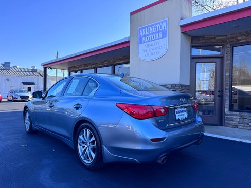 Used 2016 INFINITI Q50 Premium w/ 2.0T Premium Plus Package image 3