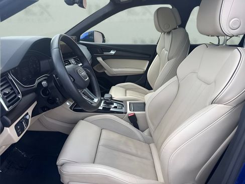 Used 2021 Audi Q5 Prestige w/ Prestige Package AWD/4WD image 9