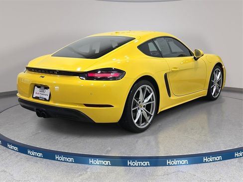 Used 2018 Porsche 718 Cayman image 6