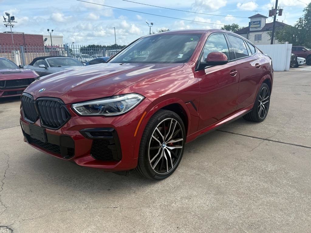 Used 2022 BMW X6 xDrive40i w/ Executive Package AWD/4WD image 3
