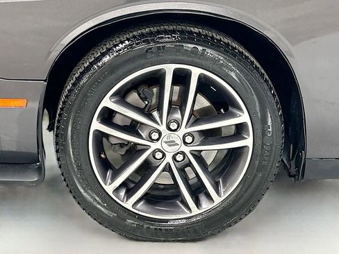 Used 2019 Dodge Challenger GT image 29