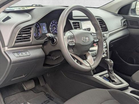 Used 2020 Hyundai Elantra SEL w/ Cargo Package (C1) image 10