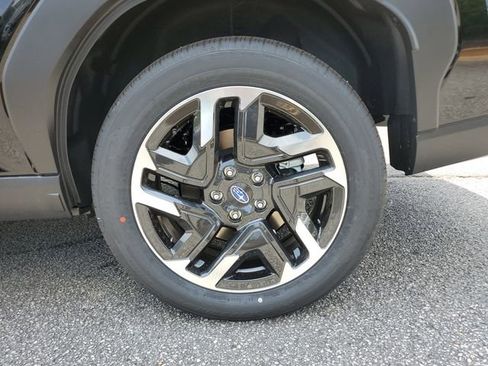 Used 2025 Subaru Forester Limited w/ Popular Package image 13