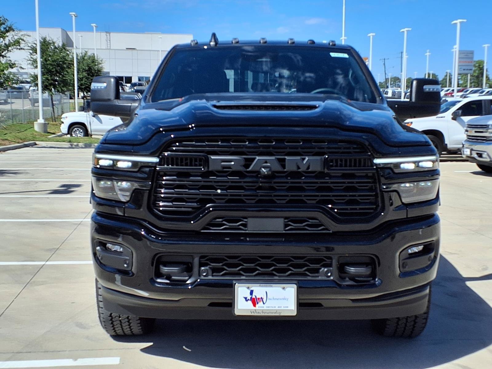 New 2027 RAM 2500 Limited AWD/4WD image 4