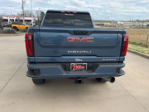 Used 2024 GMC Sierra 2500 Denali w/ Denali Reserve Package image 8