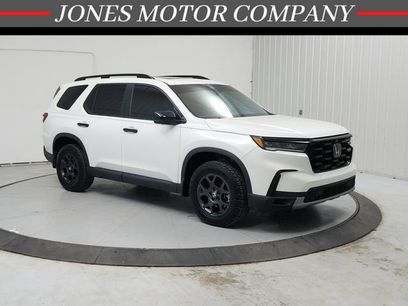 Used 2025 Honda Pilot TrailSport