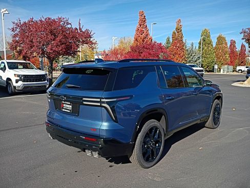 New 2026 Chevrolet Traverse RS image 11