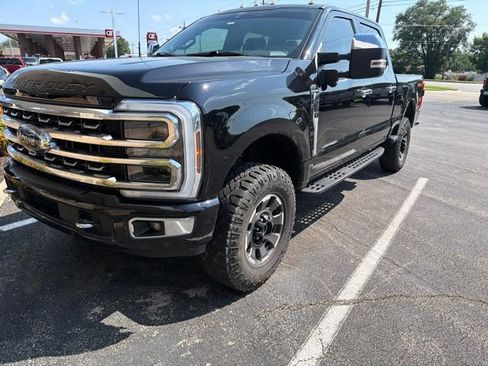 Used 2024 Ford F250 Platinum w/ Tremor Off-Road Package AWD/4WD image 1