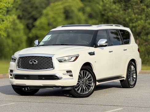 Used 2019 INFINITI QX80 Luxe w/ 22" Wheel Package RWD image 8