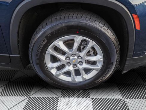 Certified 2023 Chevrolet Traverse LS w/ Safety Package FWD image 35