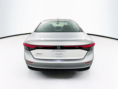 Used 2023 Honda Accord LX image 7