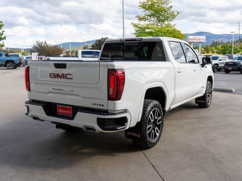 Used 2024 GMC Sierra 1500 AT4 w/ AT4 Preferred Package image 13