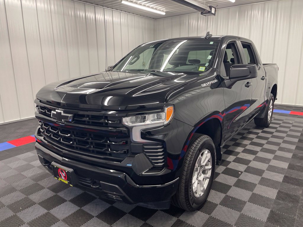 Used 2026 Chevrolet Silverado 1500 RST AWD/4WD image 9