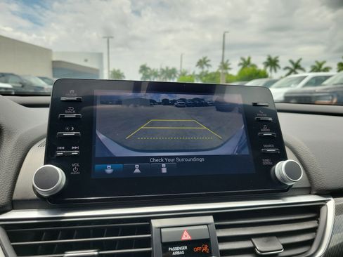 Used 2021 Honda Accord Sport image 32