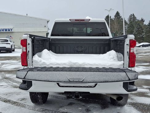 Used 2022 Chevrolet Silverado 2500 LTZ w/ LTZ Plus Package image 29