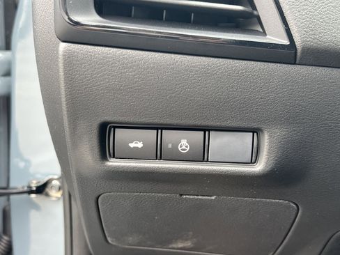New 2026 Nissan Sentra SV w/ SV Convenience Package FWD image 13