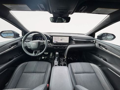Used 2026 Toyota Camry XSE FWD image 11