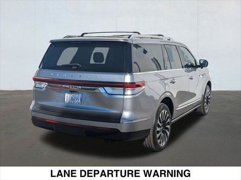 Used 2024 Lincoln Navigator Black Label AWD/4WD image 5