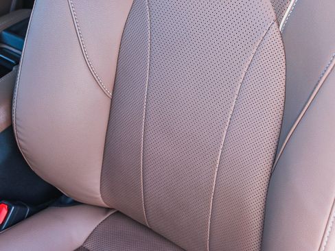 Used 2024 Toyota Grand Highlander Platinum image 23