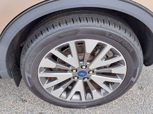 Used 2020 Ford Escape Titanium w/ Titanium Premium Package 2.0 image 36