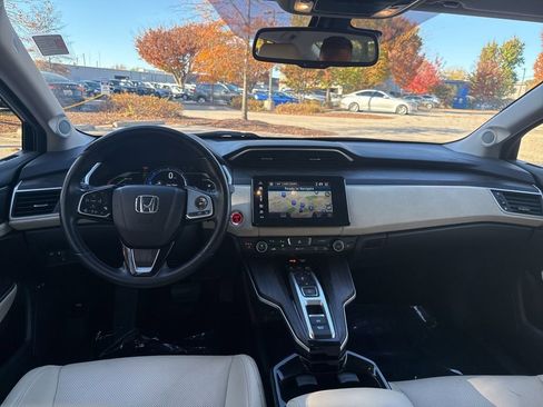 Used 2018 Honda Clarity Touring image 27