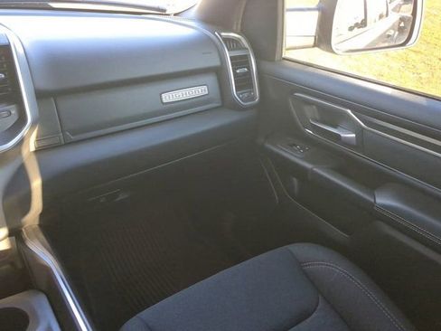 Used 2025 RAM 1500 Big Horn AWD/4WD image 16