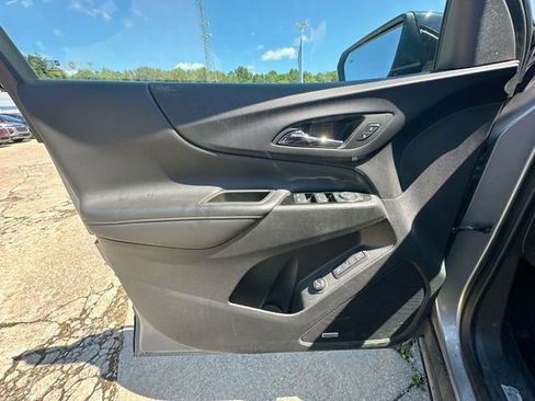 Used 2024 Chevrolet Equinox Premier AWD/4WD image 26