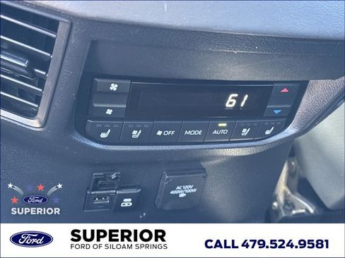 Used 2025 Toyota Sequoia Platinum AWD/4WD image 21