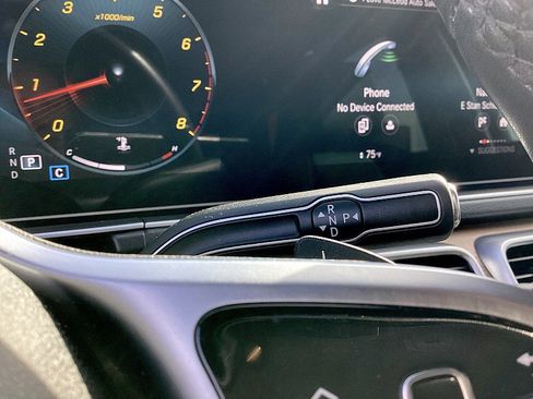 Used 2021 Mercedes-Benz GLE 350 4MATIC image 16