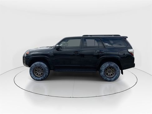 Used 2020 Toyota 4Runner TRD Off-Road image 5