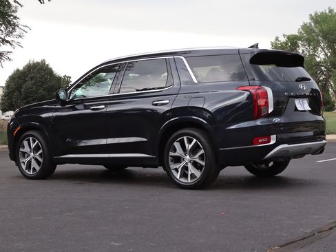 Used 2022 Hyundai Palisade Limited AWD/4WD image 7