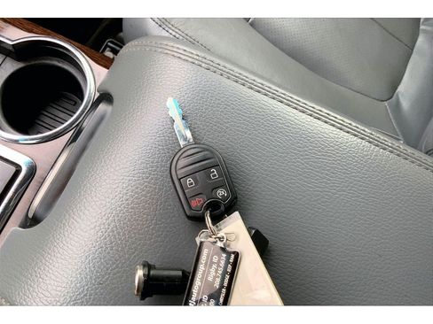 Used 2013 Ford F150 Lariat w/ Mid Equipment Group AWD/4WD image 14