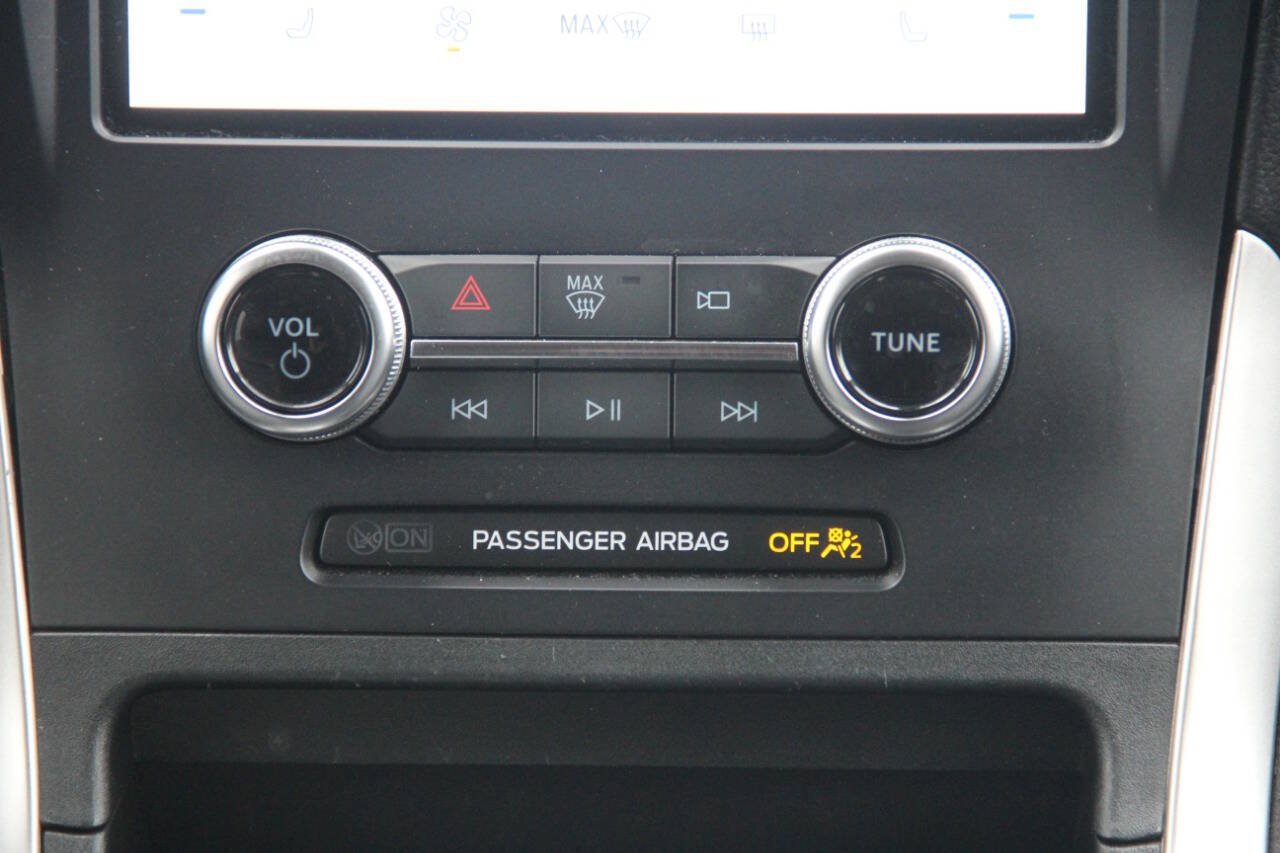 Used 2024 Ford Edge SEL AWD/4WD image 21
