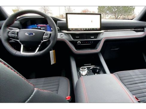 New 2025 Ford Explorer ST-Line image 21