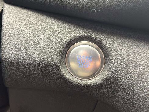 Used 2021 Hyundai Santa Fe SEL FWD image 23