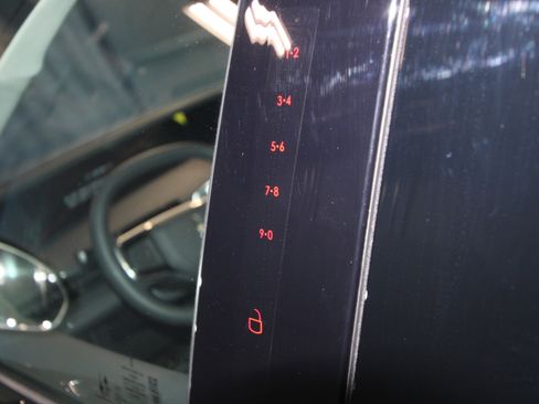 New 2026 Lincoln Nautilus Reserve w/ Jet Appearance Package image 37